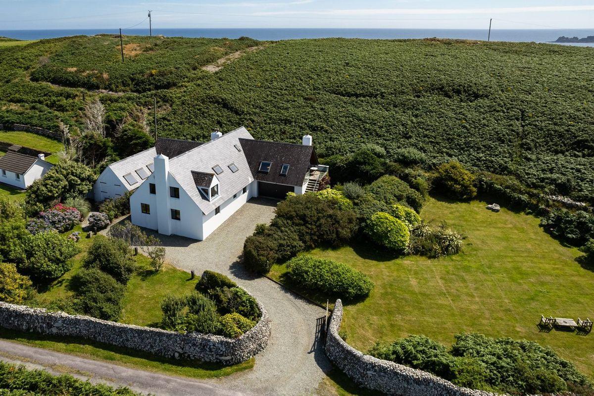 Toe Head, Castletownshend, Co. Cork, P81T226, historical listing image 4