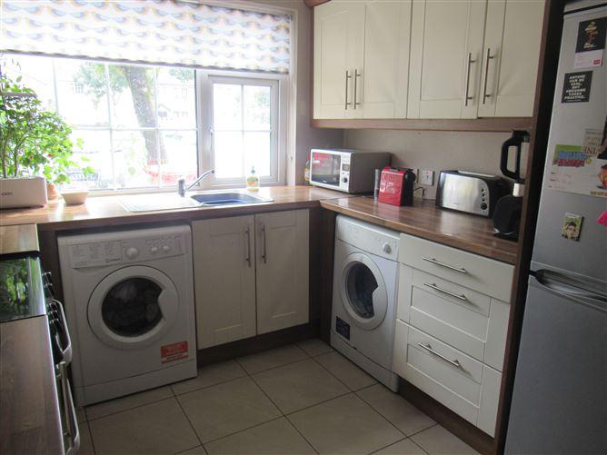 154 Greenhills Court, South Douglas Road, Douglas, Cork City, historical listing image 4