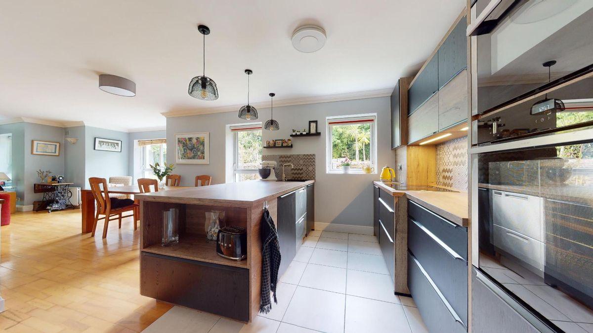 Apartment 7, Saint Nessan's, Howth, Dublin 13, D13KP20, historical listing image 4
