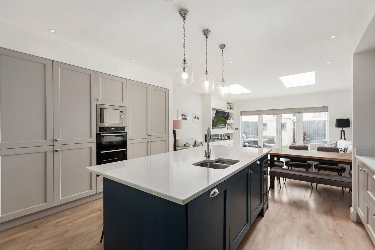 6 Stocking Wood Way, Rathfarnham, Dublin 16, historical listing image 3