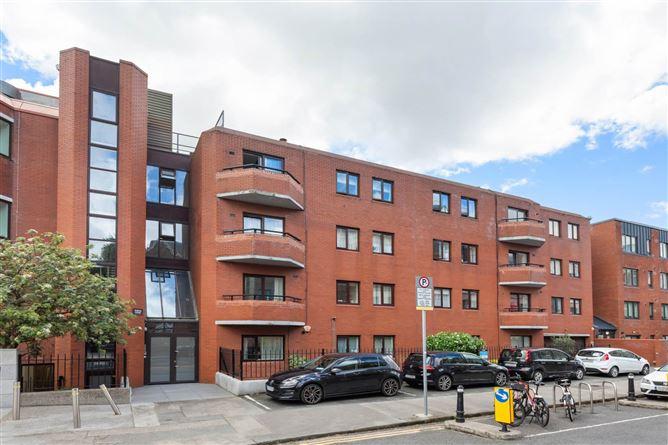 12 Huband Court, Percy Place, Dublin 4, historical listing image 1