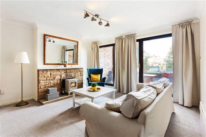 1 Denewood, Beechpark Avenue, Castleknock, Dublin 15, D15A098, historical listing image 3