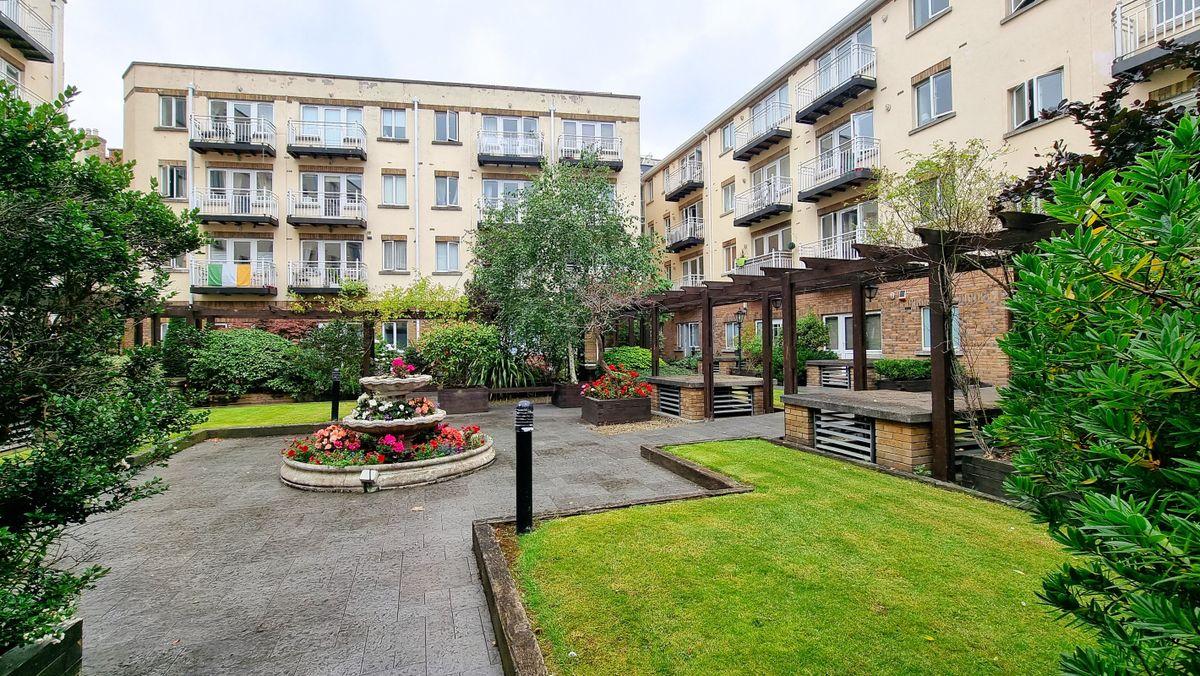 Apartment 342, Bachelors Walk Apartments, Dublin 1, D01RX96, historical listing image 3