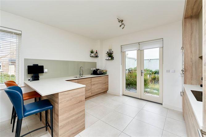21 Pelletstown Avenue, Royal Canal Park, Ashtown, Dublin 15, County Dublin, historical listing image 6