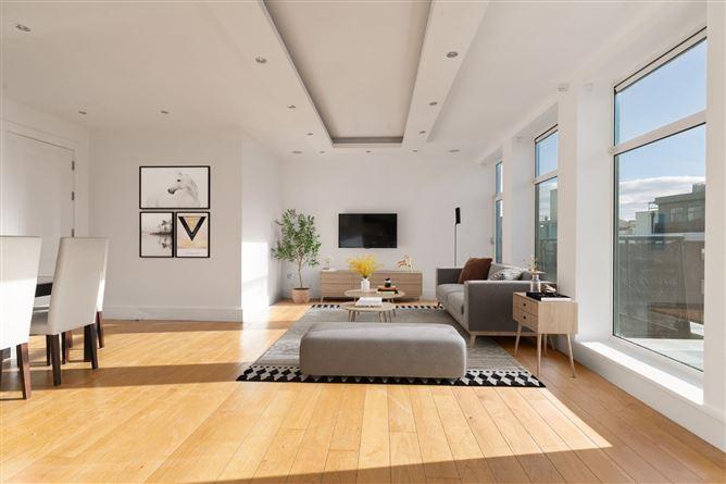 132 Adelaide Square, Whitefriar Street, Dublin 8, D08CX50, historical listing image 3