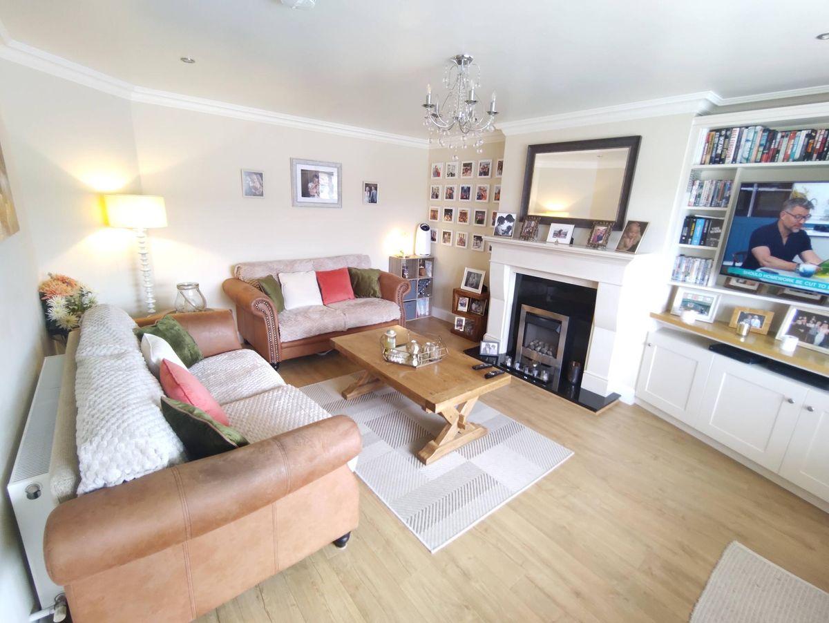 43 Evanwood, Golf Links Road, Castletroy, Co. Limerick, V944H61, historical listing image 4