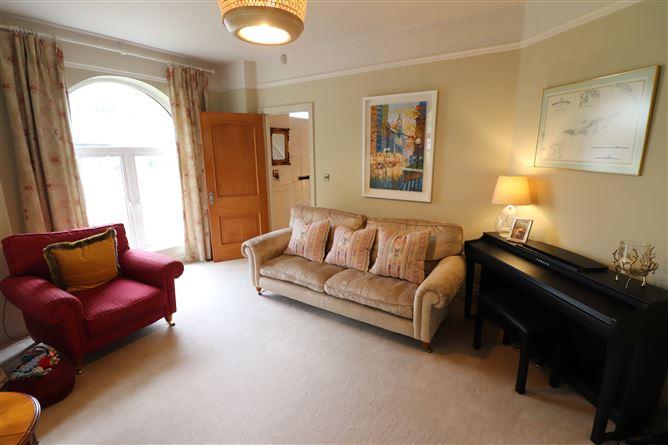 40 Clonmore, Kilteragh , Dooradoyle, Limerick, historical listing image 3