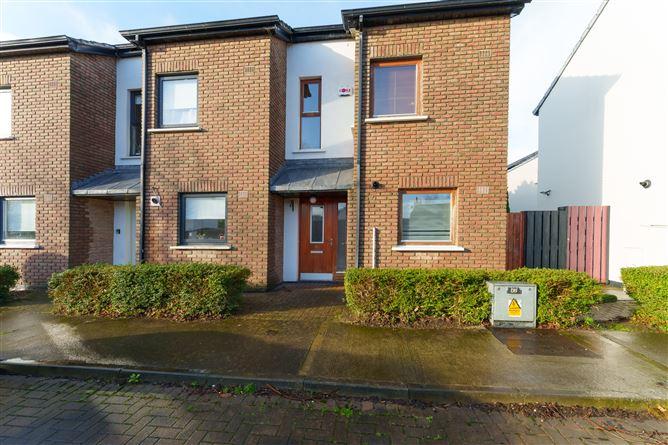 83, Hunters Avenue, Dublin 24, historical listing image 1