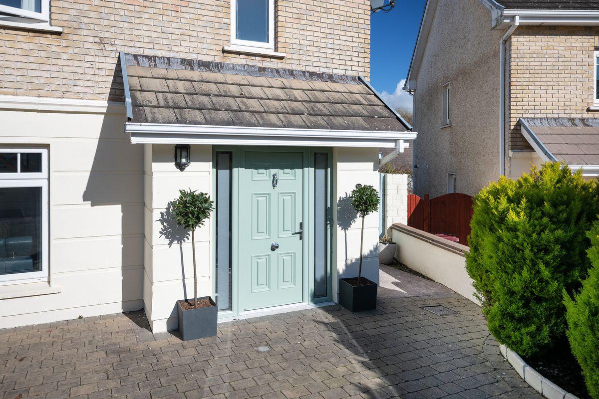 46 Clarkes Wood, Mount Oval Village, Rochestown, Co. Cork, T12DEA8, historical listing image 4