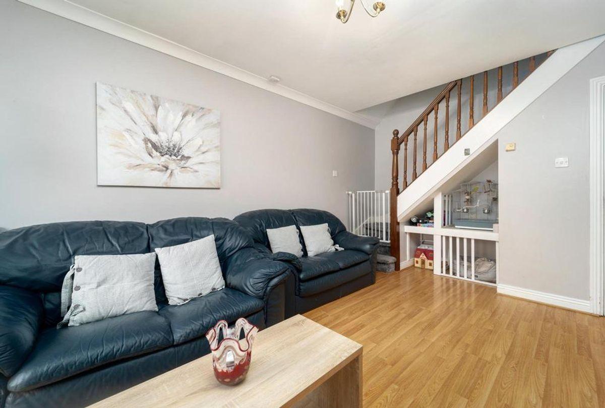 10 Fairview Avenue, Fairview, Dublin 3, historical listing image 4