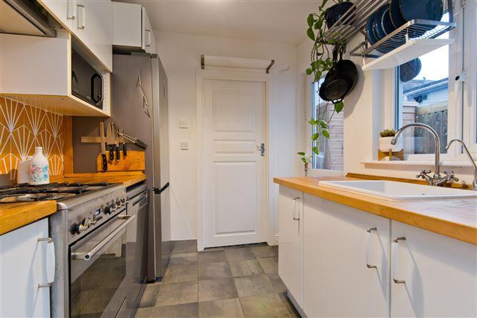 58 Rialto Cottages, Rialto, Dublin 8, historical listing image 5