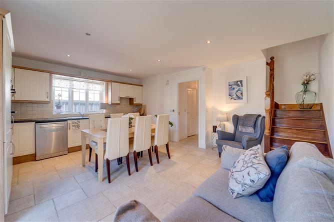 660 Ballycullen Road, Knocklyon, Ballycullen, Dublin 16, historical listing image 6