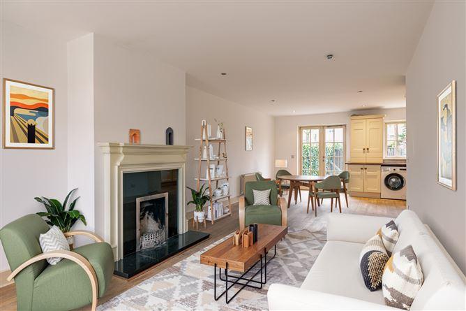 31 Oakwood Manor, Kenmare, Kerry, historical listing image 5