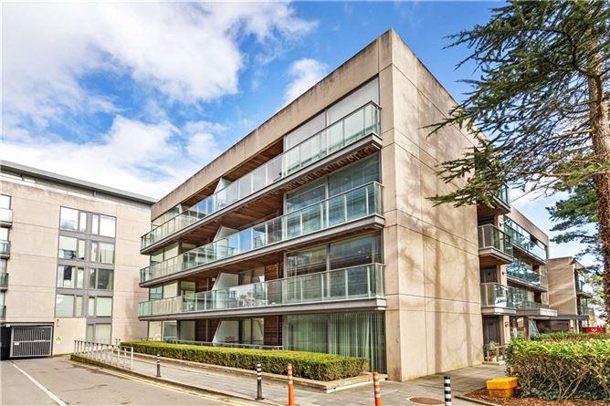 11 Lapwing, Thornwood, Booterstown, Co. Dublin, historical listing image 1