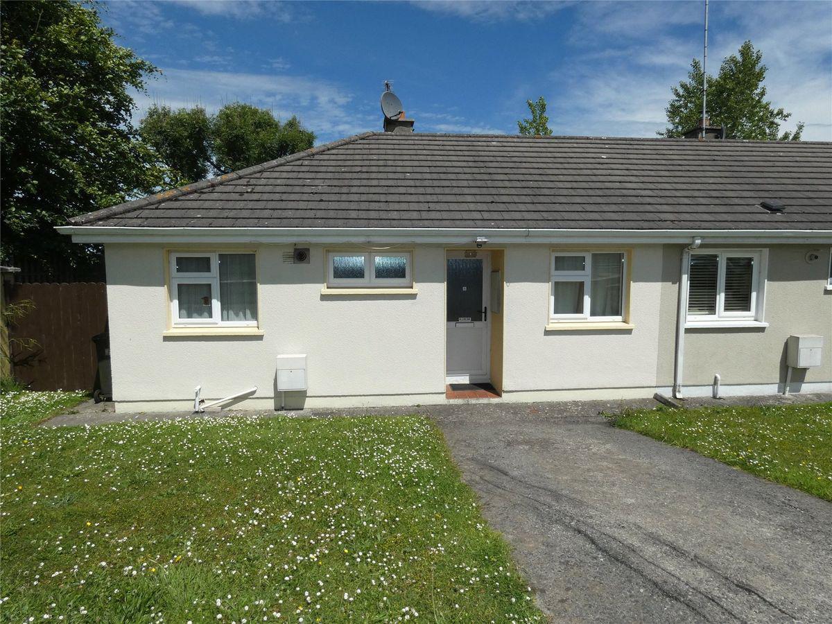 8 Knockboy Village, Ballygunner, Waterford, Waterford City, Co. Waterford, historical listing image 3