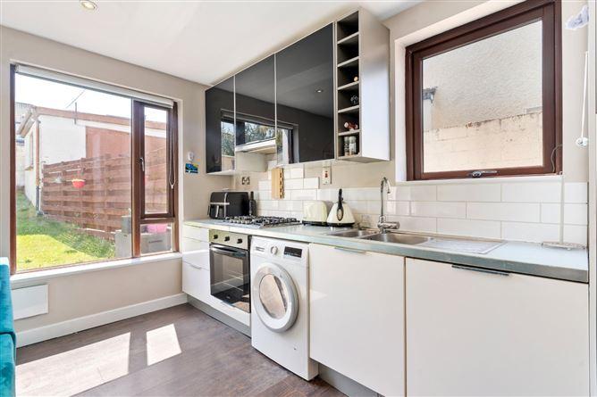 26 Mountain View Drive, Rathfarnham, Dublin 14, historical listing image 3
