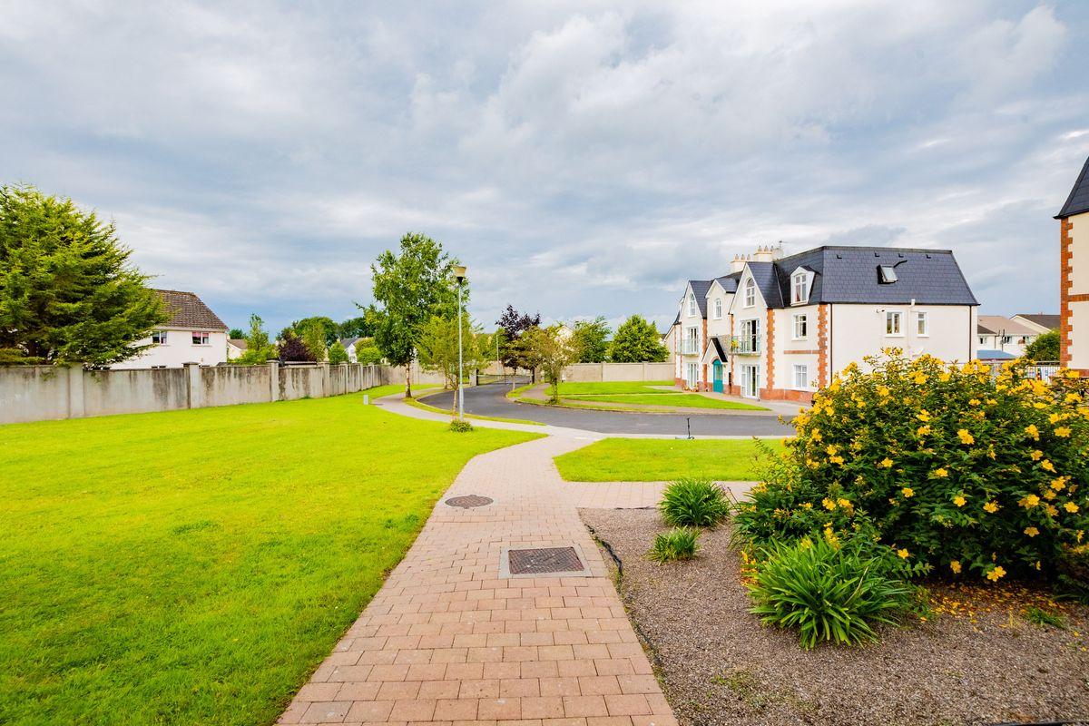 204 Cuan Mhuire, Belvedere Hills, Mullingar, Co. Westmeath, N91XR98, historical listing image 4