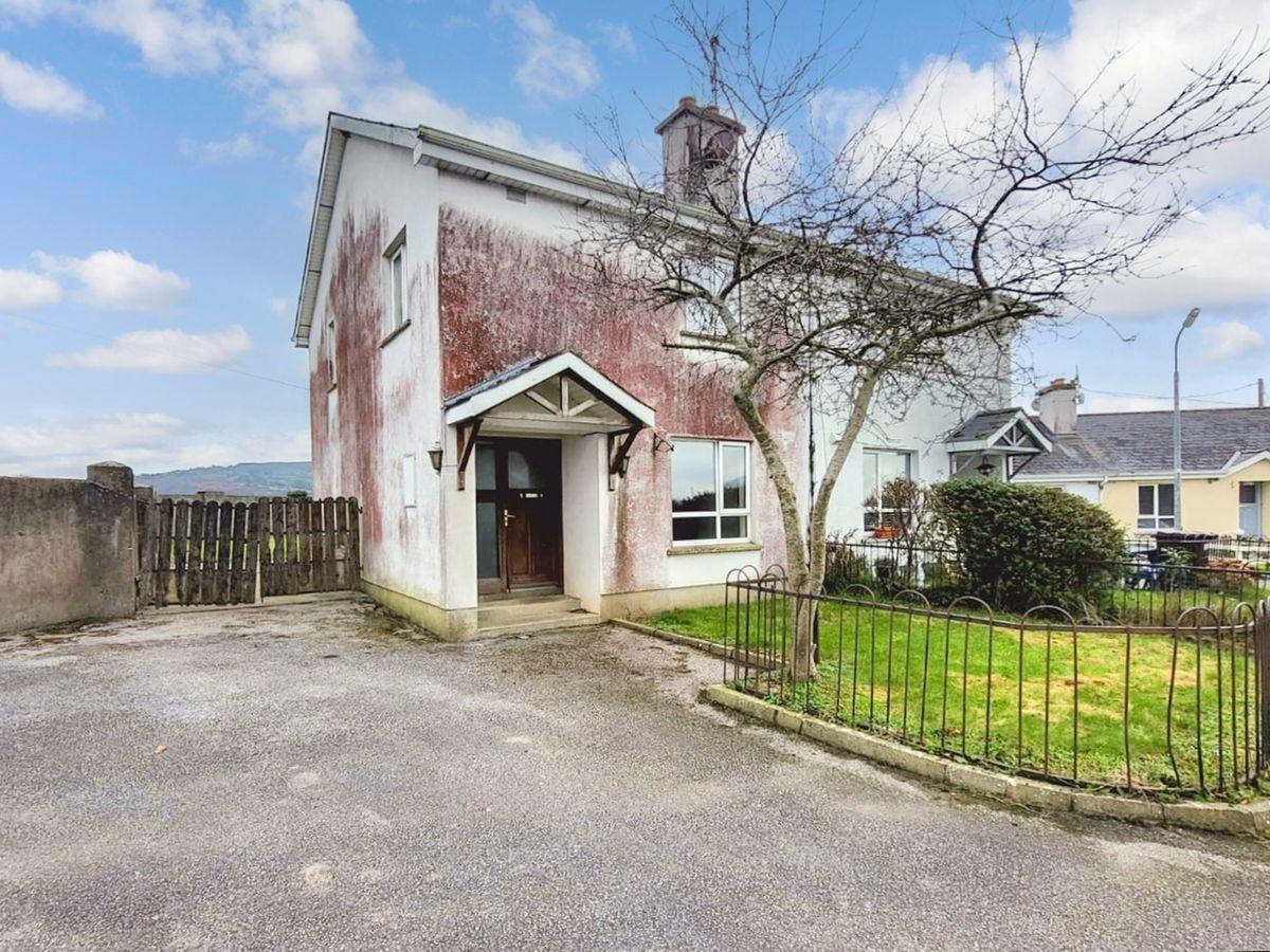 4 Sliabh Na Mban View, Faugheen, Carrick-on-Suir, Co. Tipperary, historical listing image 1