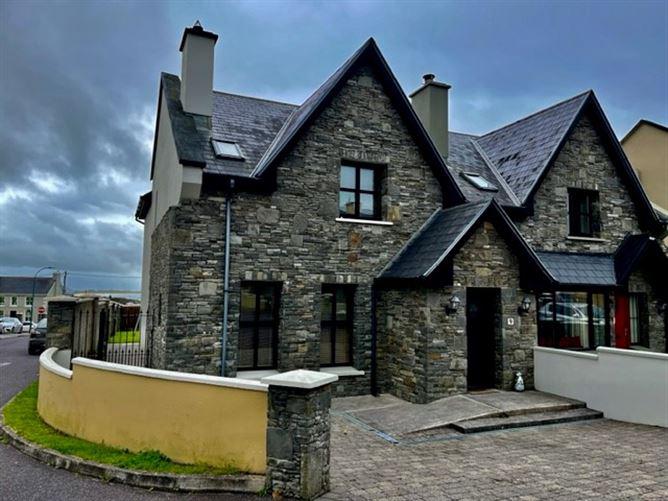 9 Barr na Sraidhe, Ballyheigue, Kerry, historical listing image 1