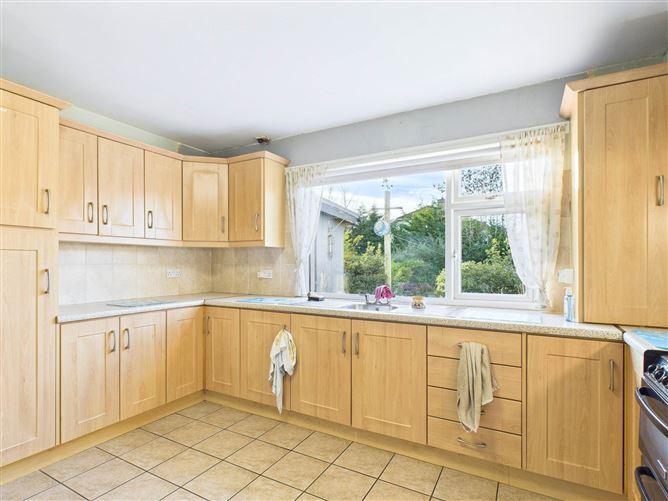 Lia Fail, 7, Chapel Street, Co. Carlow, historical listing image 3