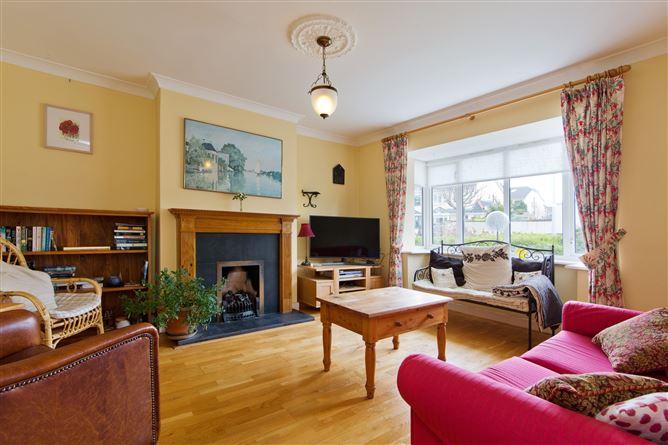 33, Sandyford Hall Crescent, Dublin 18, historical listing image 3