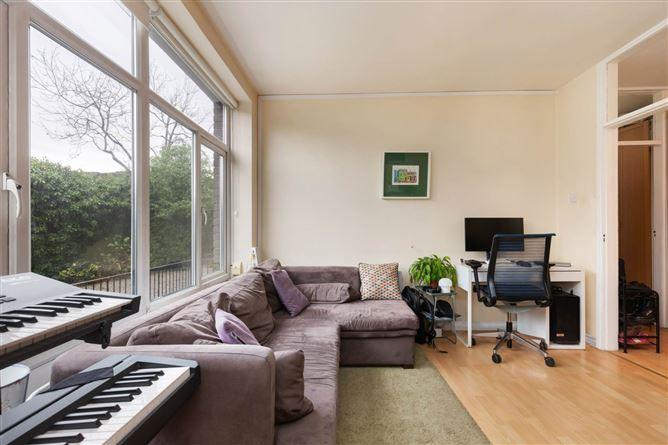32, Courtney House Appian Way, Dublin 6, historical listing image 4