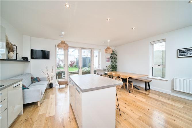 20, Castlechurch Park, Co. Westmeath, historical listing image 4