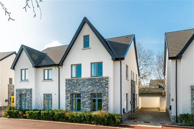 12 An Lumann, Straffan, County Kildare, historical listing image 1