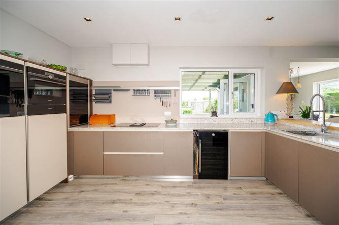 The Farside, Jerpoint West, Thomastown, Co. Kilkenny, R95F8E8, historical listing image 6