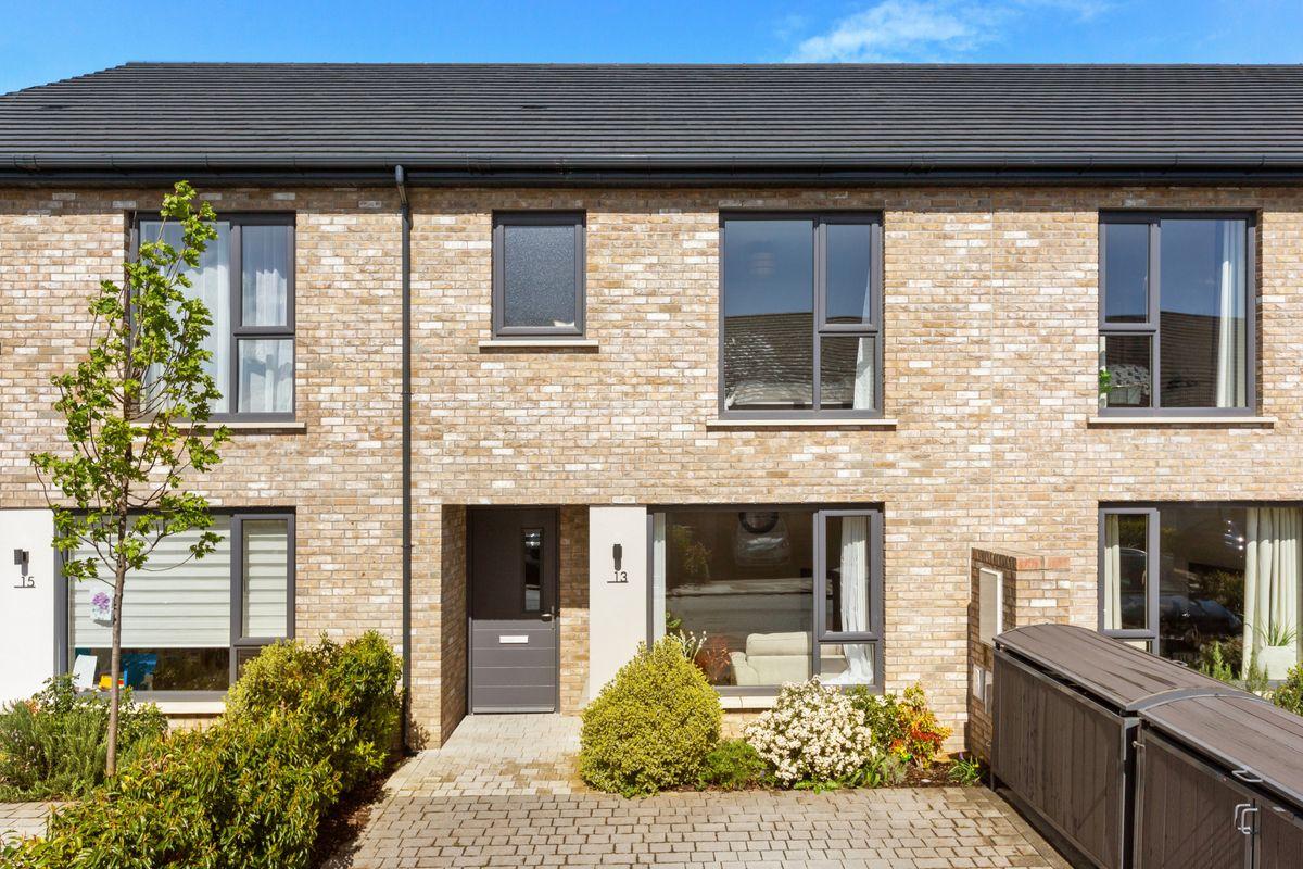 13 Harpur Avenue, Harpur Lane, Leixlip, Co. Kildare, W23C6PT, historical listing image 1