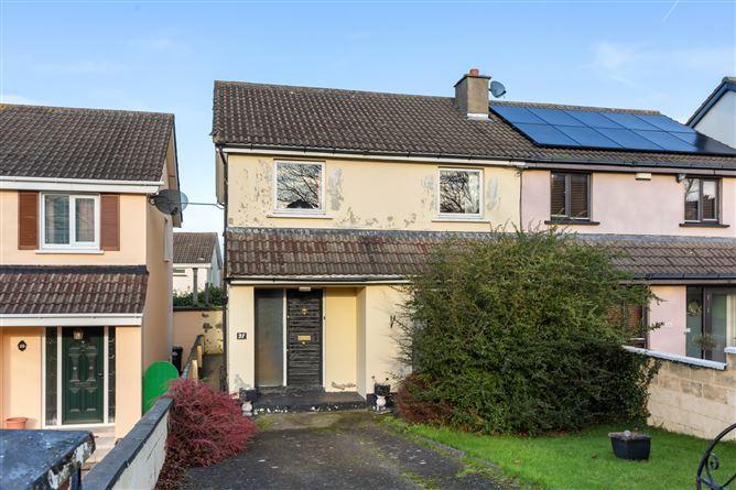 27, Ashton Lawn, Dublin 16, historical listing image 1