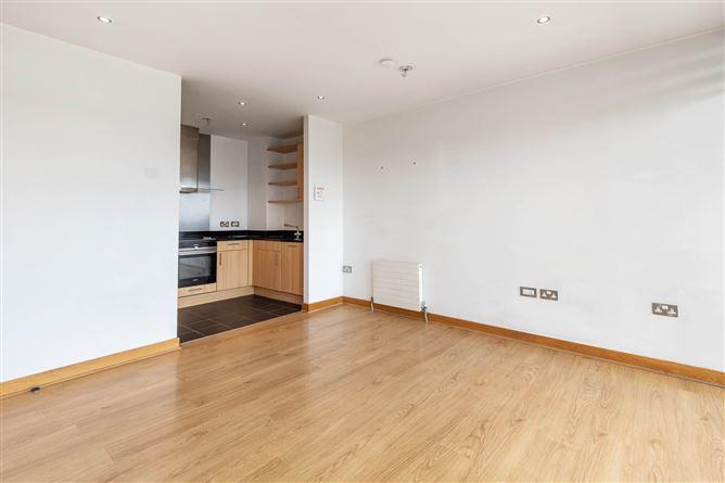 12 Longford House, Spencer Dock, Dublin 1, historical listing image 5