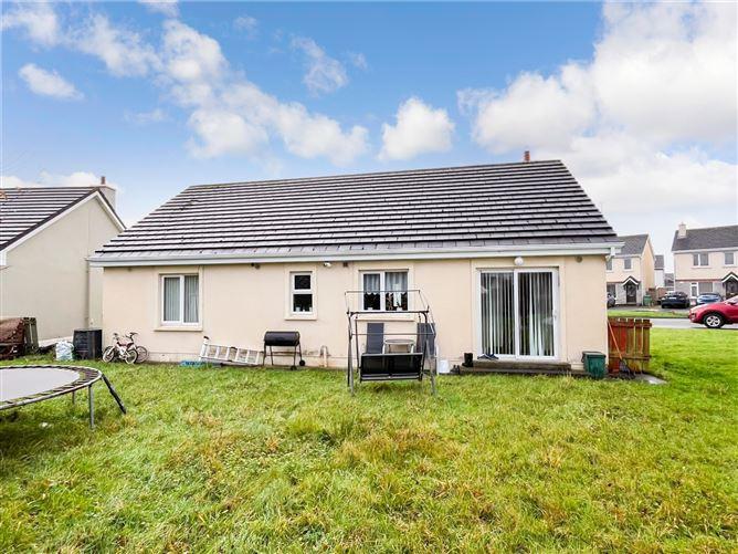 35 Cluain Aoibheann, Ballycasey, Shannon, Co. Clare, historical listing image 2