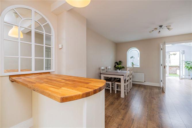 44 Hunters Walk Hunterswood, Ballycullen, Dublin 24, historical listing image 6