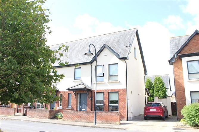 17 Alderwood , Hollystown, Dublin 15, historical listing image 2