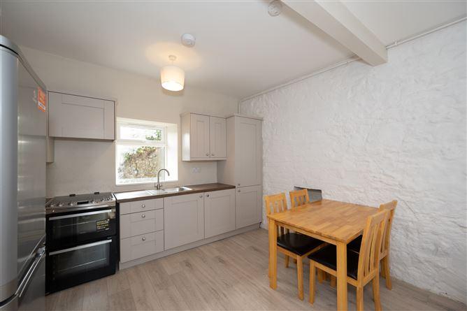 19, Villas Old Youghal Road, Byfield, Co. Cork, historical listing image 6