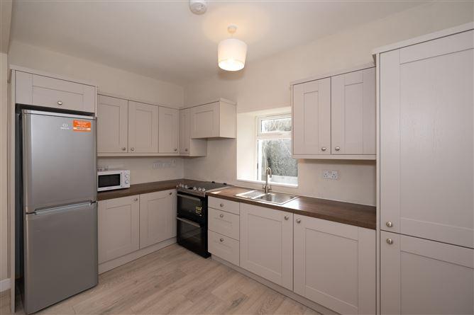 19, Villas Old Youghal Road, Byfield, Co. Cork, historical listing image 4