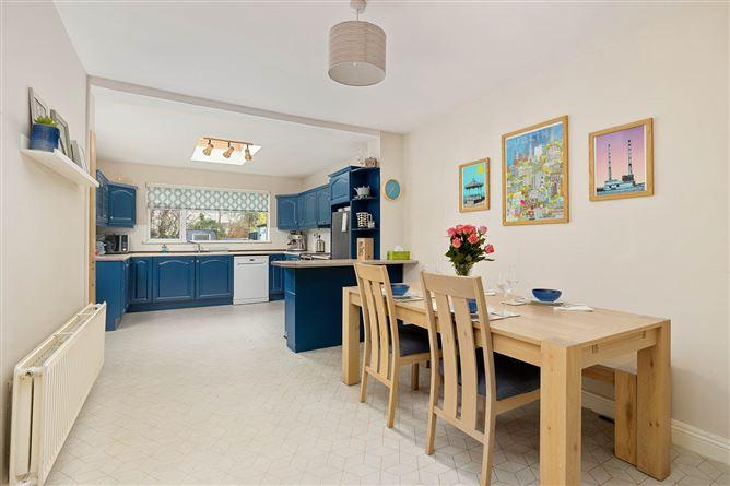 195, The Grove, Co. Kildare, historical listing image 3