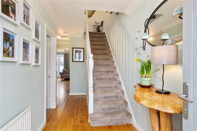 16, Larkfield Square, Co. Dublin, historical listing image 2