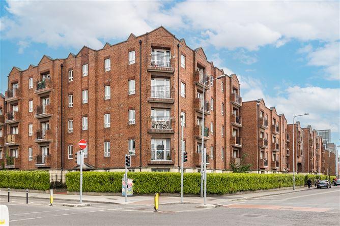 55 Trinity Square, South City Centre, Dublin 2, historical listing image 1