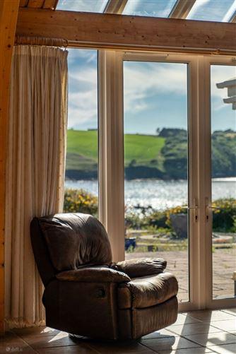 Cliffs Landing, Kinure, Co. Cork, historical listing image 4