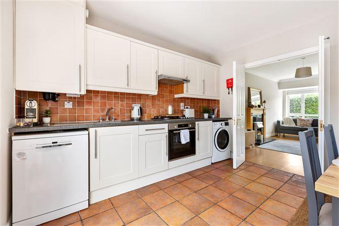 5 Ellensborough Lodge, Kiltipper Road, Tallaght, Dublin 24, historical listing image 5