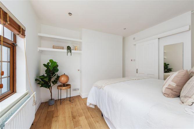 2 Camden Court, South City Centre, Dublin 2, historical listing image 6