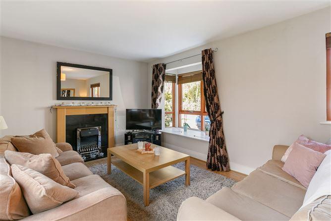 2, Hunters Walk, Dublin 24, historical listing image 3