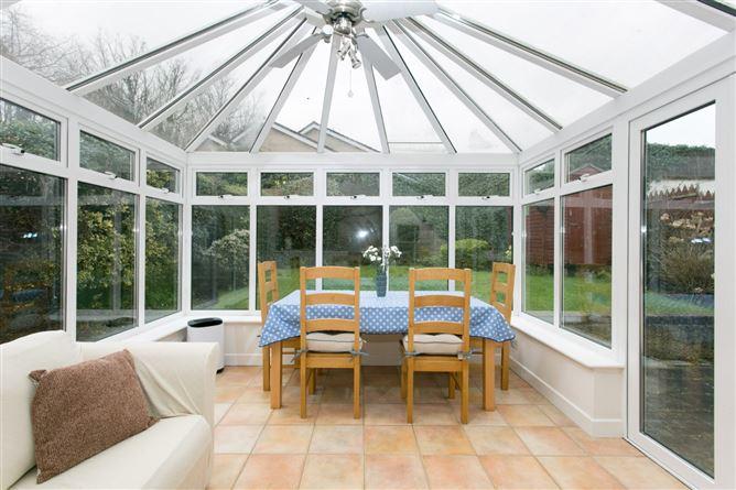 8, Prospect Lawn, Dublin 18, historical listing image 6