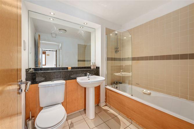 35 The Hibernian, The Gasworks, Dublin 4, historical listing image 6