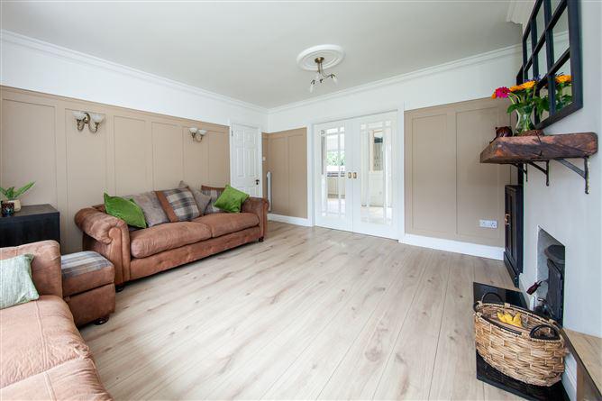 1 Luttrellstown Walk, Castleknock, Dublin 15, historical listing image 6