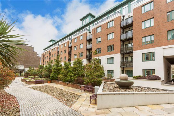 138 Adelaide Square, Whitefriar Street, Dublin 8, historical listing image 1