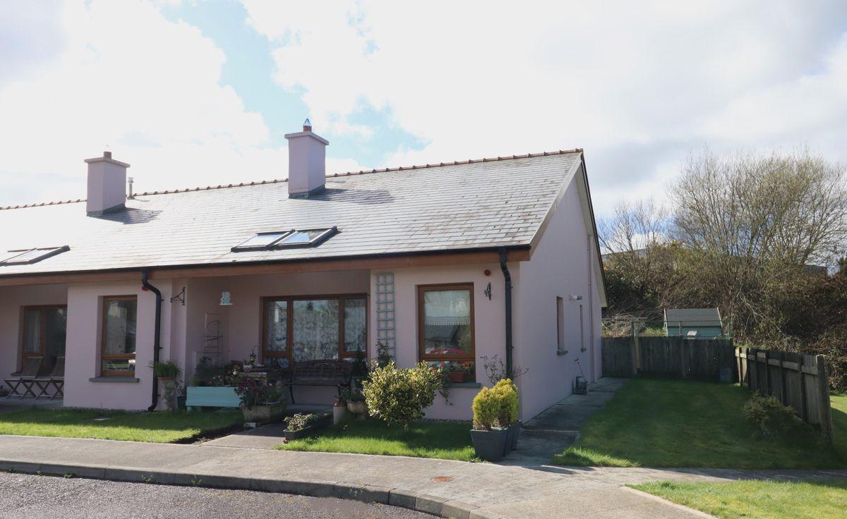 20 Skibbereen Retirement Village, Baltimore Road, Skibbereen, Co. Cork, P81FW20, historical listing image 4
