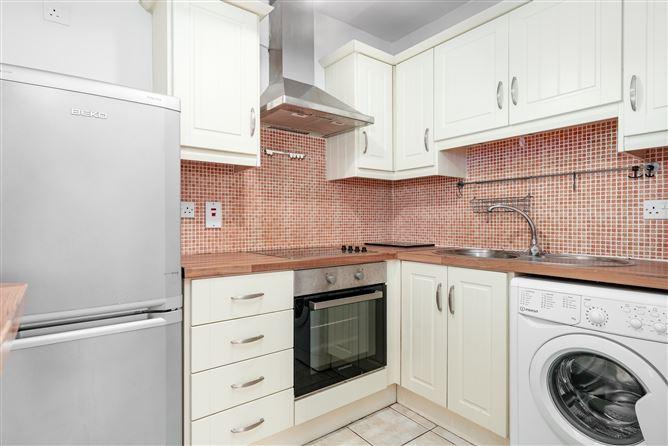 10 Garthy Wood, Knocklyon,   Dublin 16, historical listing image 3